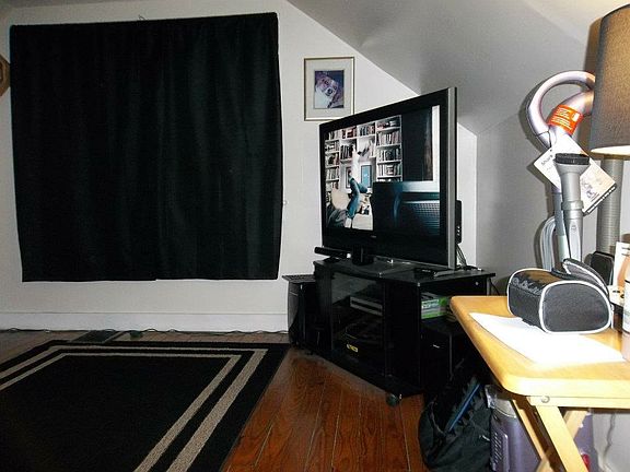 2nd image of 19 Rowland Ave