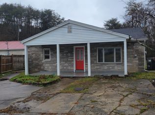 4700 Circle Rd, Corryton, TN 37721