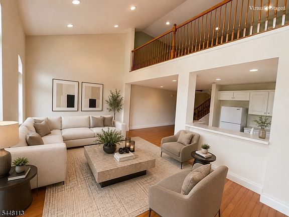 2nd image of 810 Firethorn Dr #E2