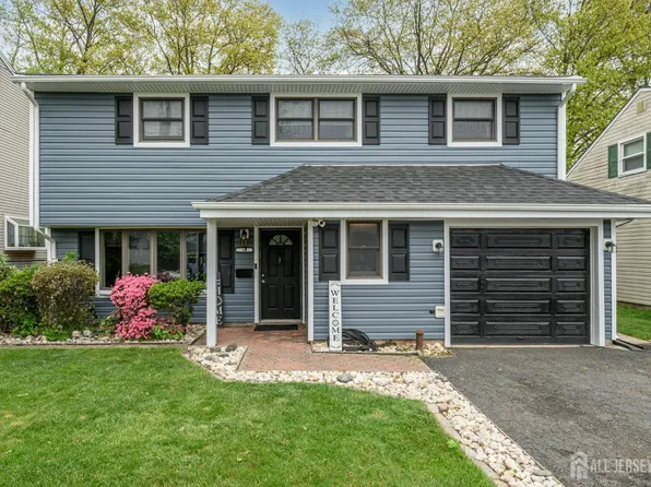 16 N Lincoln Ave, Colonia, NJ 07067