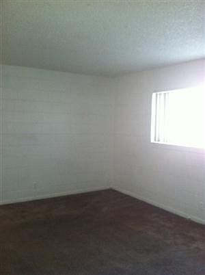 2nd image of 2412 Clifford Ave APT 109