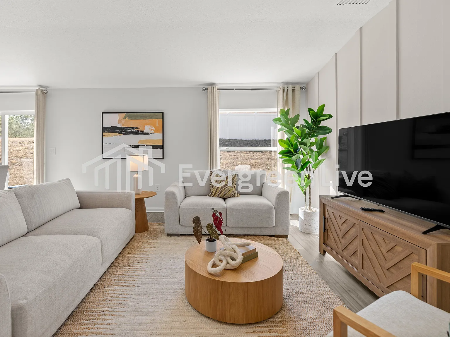 4 bed, 2.0 bath, 1824 sqft, $2,045 — Photo 3