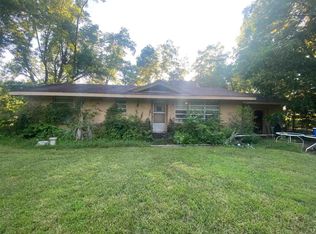 2305 N 8th St, Arkansas City, KS 67005
