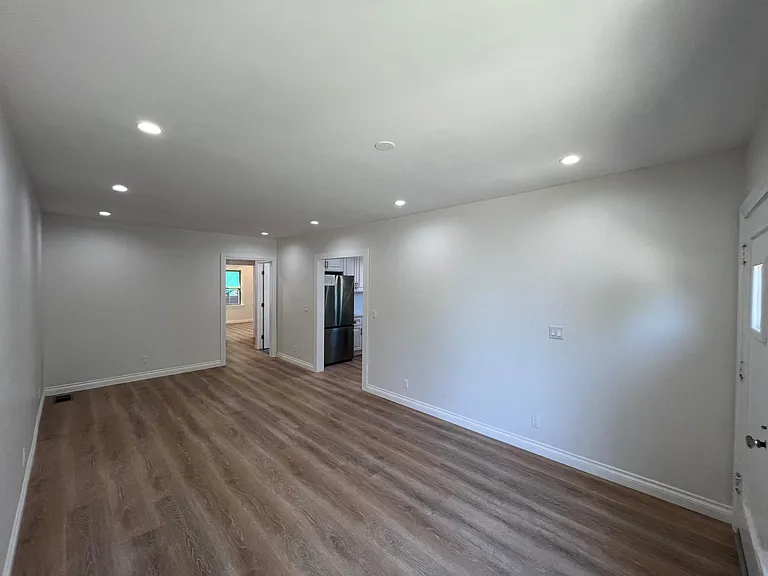 Living Room/ Dinning Room