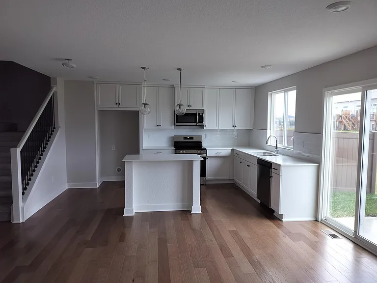 3712 SW Walsh Dr — Photo 4