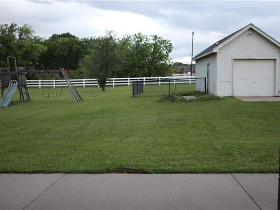 3rd image of 8413 Timber Meadow Dr