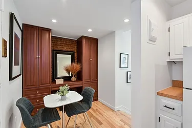 Sold by Citi Habitats