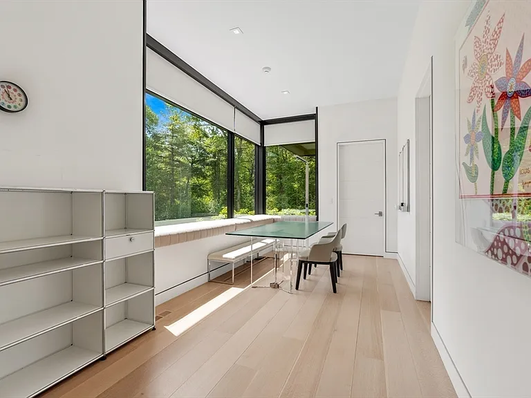 63 Sylvan Ln — Photo 20