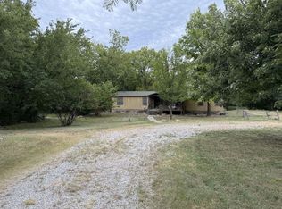10448 SW Tawakoni Rd, Augusta, KS 67010