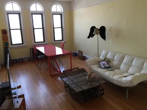 131 Kensington Ave APT E2, Jersey City, NJ 07304