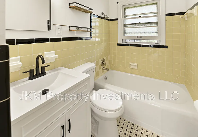 135 Saint Maurice Ln — Photo 11