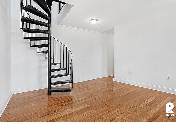 3rd image of 488 Rockaway Pkwy #B4c4