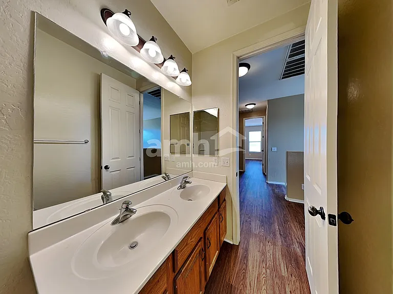 3708 S 100th Gln — Photo 15