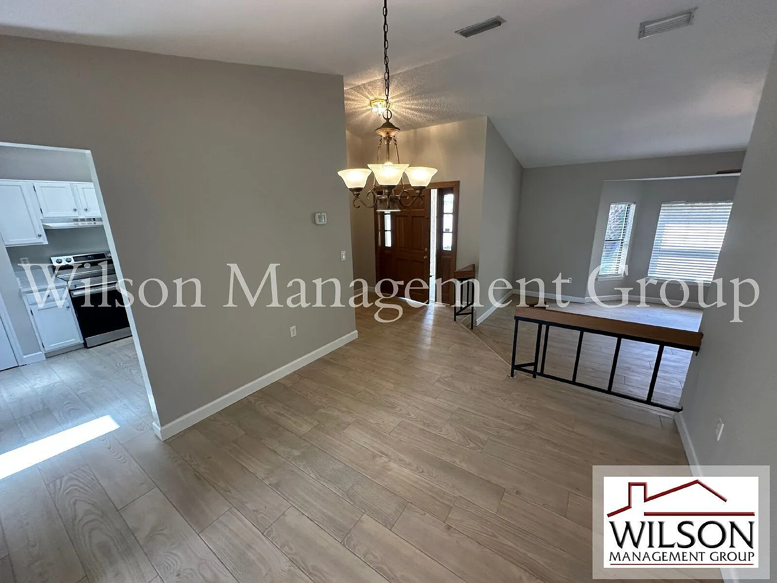 3 bed, 2.0 bath, 1867 sqft, $2,495 — Photo 3