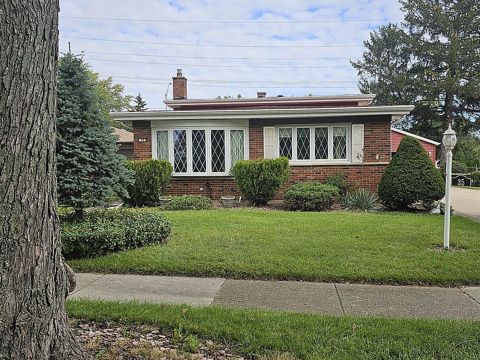 1st image of 35 E Arquilla Dr E