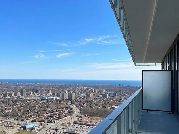 3900 Confederation Pkwy, Mississauga, ON