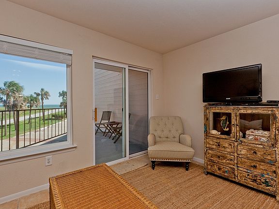 2nd image of 9520 Seawall Blvd APT 118