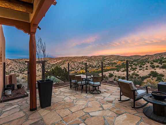 3rd image of 52 Camino De Las Brisas