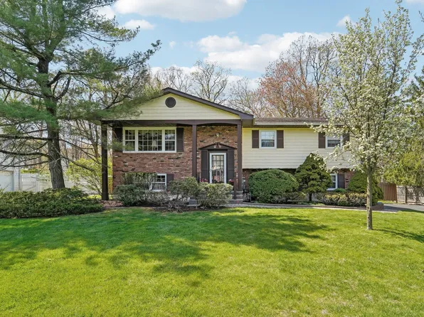 24 Glen Drive, Bardonia, NY 10954