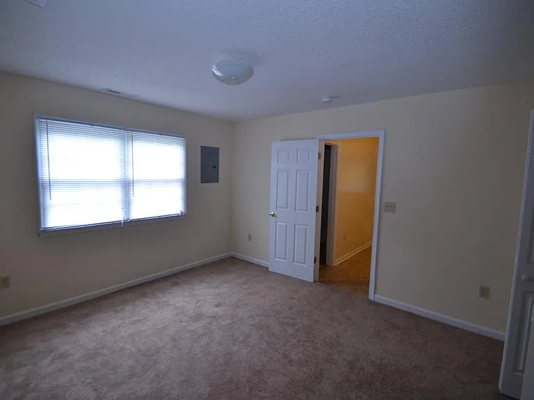 116 Carman Ave #4 — Photo 12