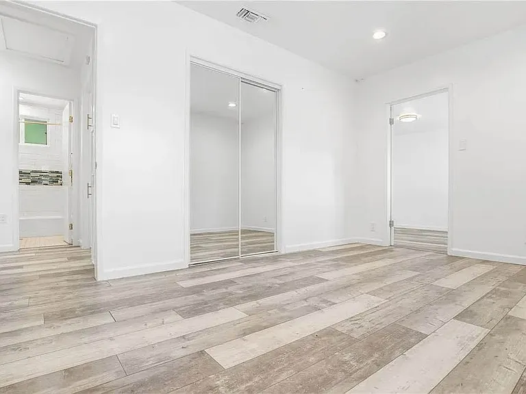 1500 Voorhees Ave — Photo 24