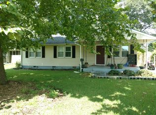 807 School St, Jacksonville, NC 28540