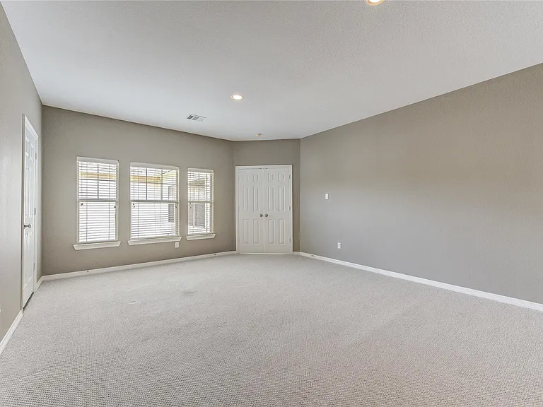 3819 Rivermoss Ln — Photo 11