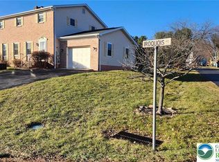 4209 Iroquois St, Schnecksville, PA 18078
