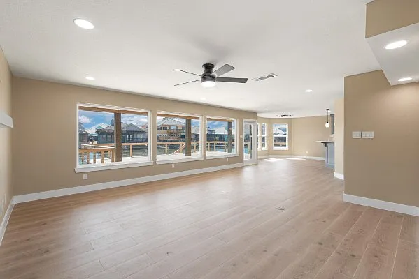 3 bed, 2.5 bath, 1791 sqft, $4,600 — Photo 4