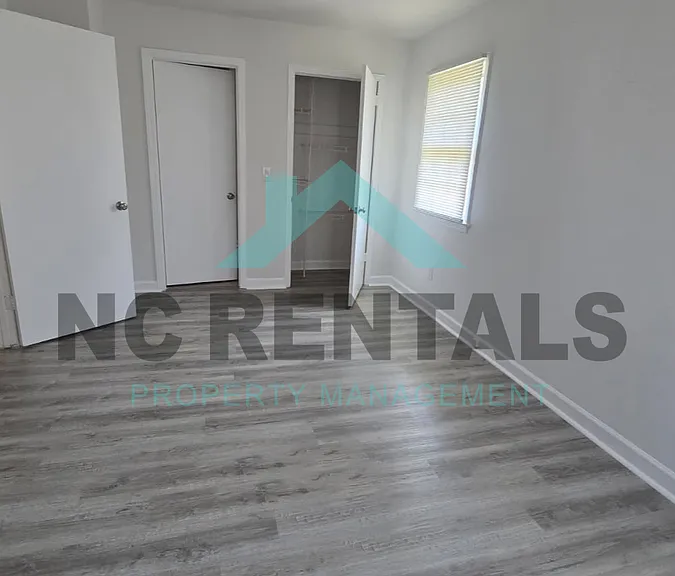 2300 Carlford Rd — Photo 27