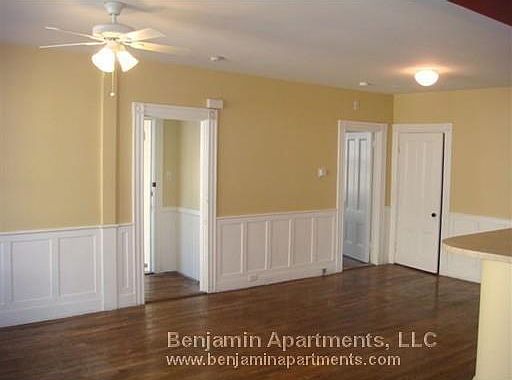 2nd image of 177 Whitwell St APT 2B