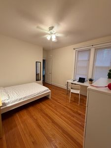 238 S Huntington Ave APT 5, Jamaica Plain, MA, 02130