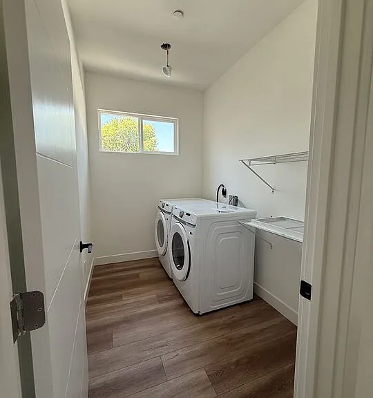 6626 Woodlake Ave — Photo 7