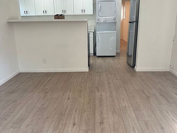 2nd image of 818 Cedar St #135