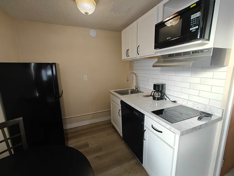 Presque Isle Extended Stay Suites — Photo 61