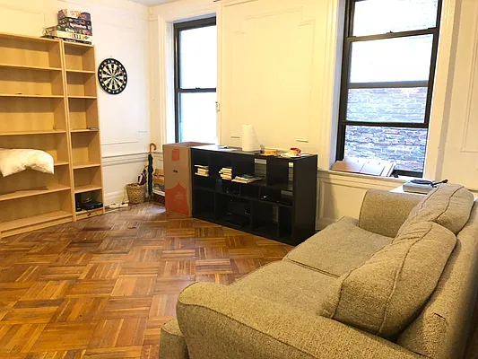 Rented by Lang Realty LLC | media 3