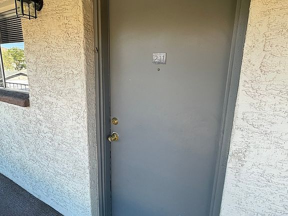 3rd image of 2002 E Sweetwater Ave APT 211