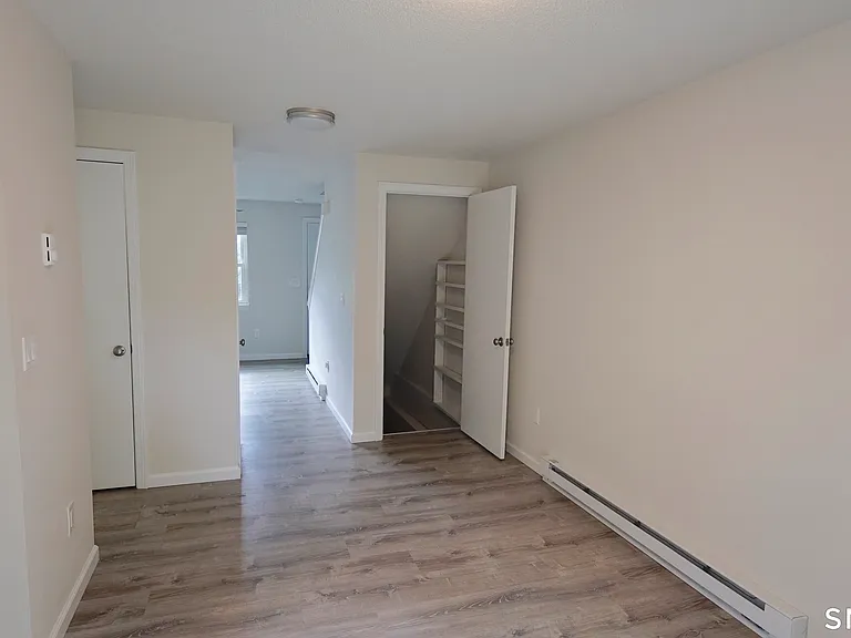64 Crystal Ln #A — Photo 10
