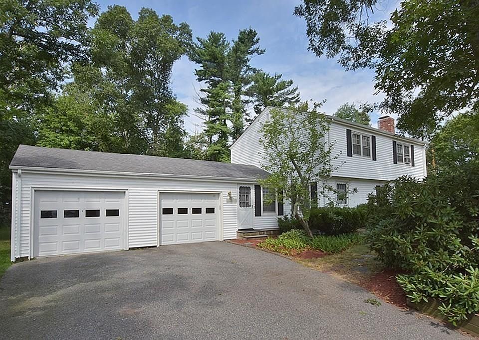 2nd image of 1 Lynwood Cir