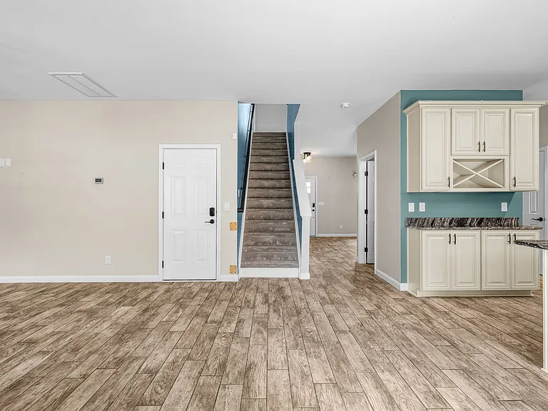 156 Old Beechtree Ln — Photo 23