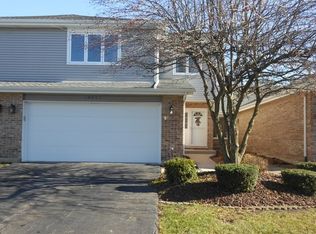 19655 Cambridge Dr, Mokena, IL 60448