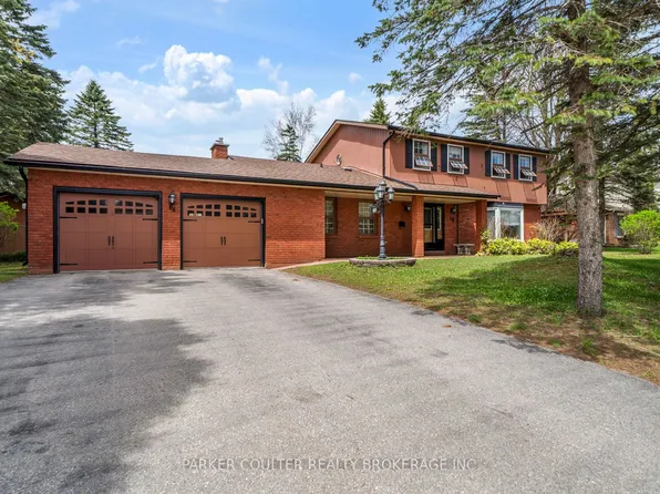 16 Cardinal Cres, Springwater, ON L9X 0R1