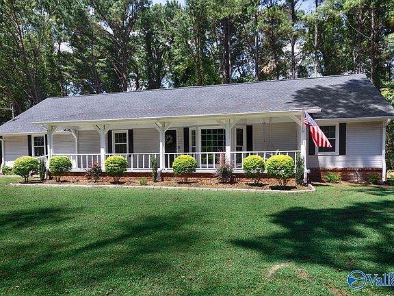 3rd image of 111 Lo Ann Ln