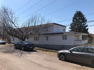 16 East St APT 2N, Hazleton, PA 18201