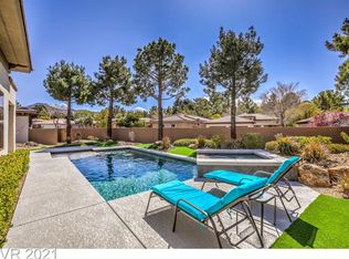 10 Fountainhead Cir, Henderson, NV 89052