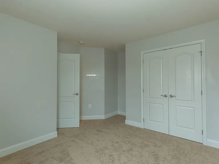 391 Sheerer Dr — Photo 36