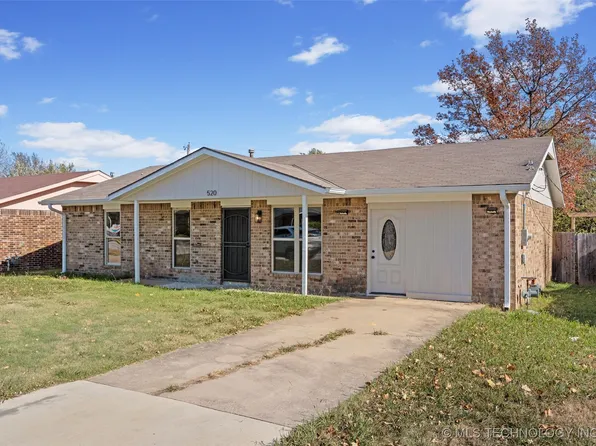 520 Highland Dr, Bartlesville, OK 74003