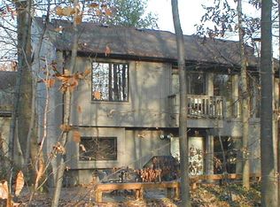 5112 Joy Dr, Swartz Creek, MI 48473