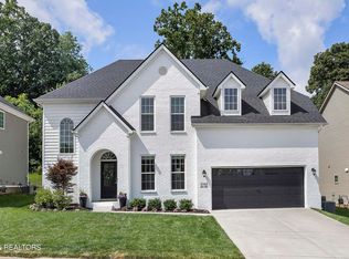 1542 Ridge Climber Rd, Knoxville, TN 37922