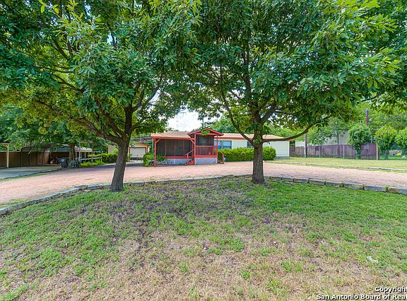 5th image of 28726 Waterview Dr